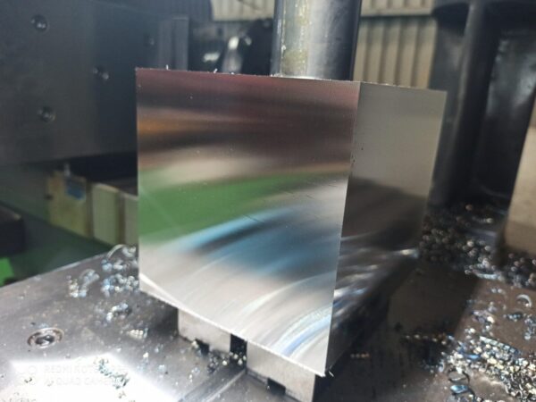 Double-head side milling machine - Image 3